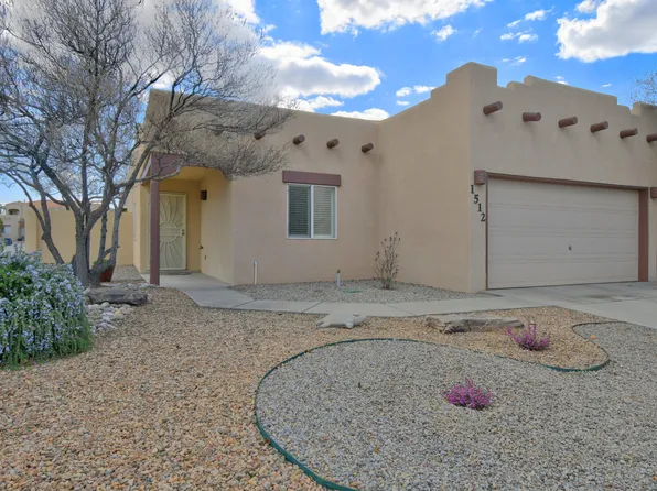 1512 Calle Sonrisa NE, Albuquerque, NM 87113