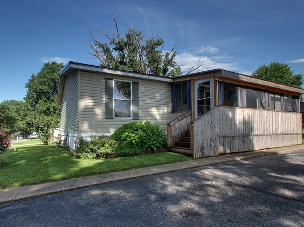 1537 Zellerman Ave, Quincy, IL 62305