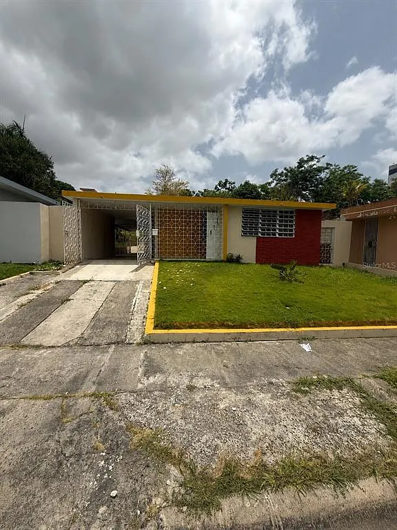 4 bed, 2.0 bath, 1200 sqft, $1,500 — Photo 2