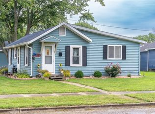 311 N Edwards St, Altamont, IL 62411