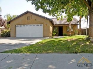 7704 Morningdew Way, Bakersfield, CA 93307