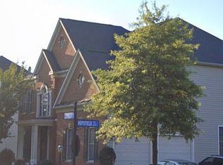 25729 Hopefield Pl, Chantilly, VA 20152