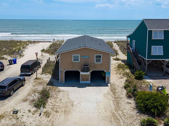 3rd image of 501 W Beach Drive