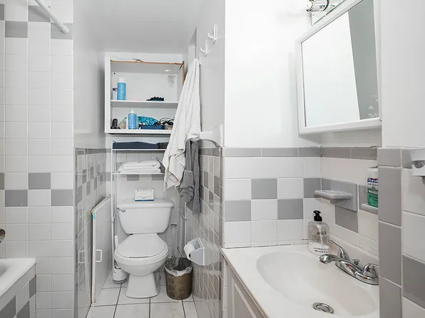 517 East 77th Street image 6 of 9