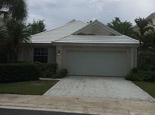 25 Windsor Ln, Palm Beach Gardens, FL 33418