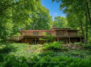 12154 Loyalist Pkwy, Prince Edward County, ON K0K2T0