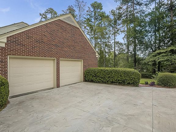 5th image of 3520 Pebble Beach Dr