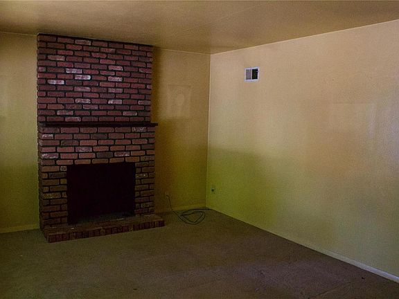 5th image of 1624 Lindell Blvd