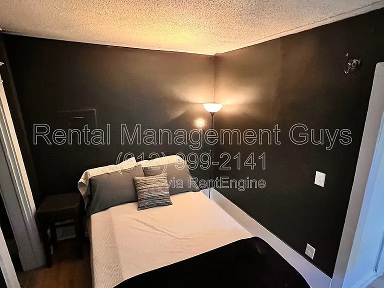 3245 3rd Ave S #4 — Photo 6