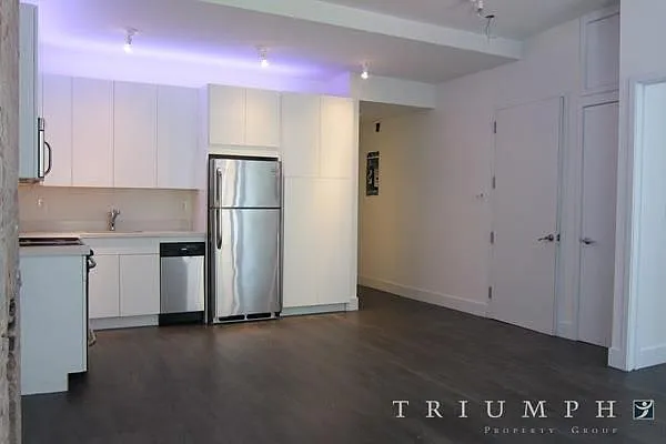 Rented by Triumph Property Group | media 7