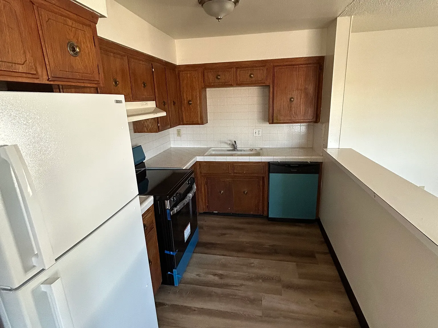 1 bed, 1.0 bath, 872 sqft, $1,150 — Photo 3