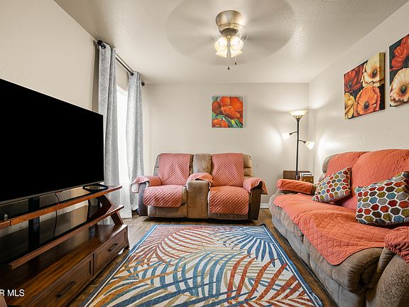 5th image of 7825 Pandora St