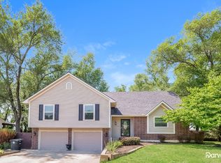 208 Carol Ave, Belton, MO 64012