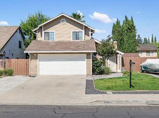 2105 Walnut Tree Dr, Modesto, CA 95355