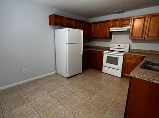 950 Beltrees St APT V, Dunedin, FL 34698