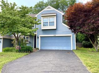 206 Walnut Ln, Slingerlands, NY 12159