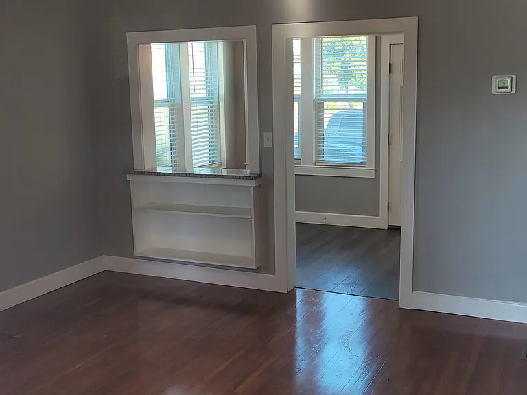 403 Earl St #1 — Photo 5