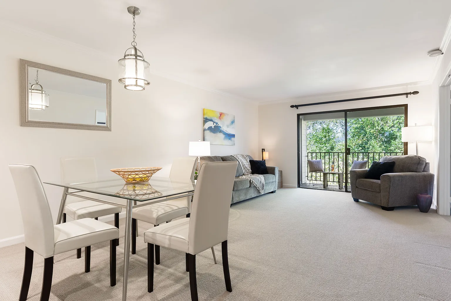635 Via Casitas photo 1