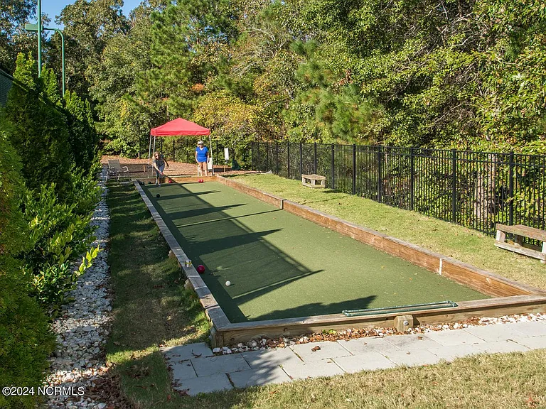 1620 Goley Hewett Rd SE #308 — Photo 30