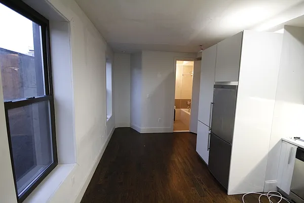 Rented by Nooklyn NYC LLC | media 37