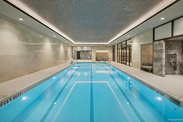 Rented by The Moinian Group | media 7