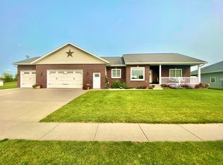 533 Kaitlynn Ave, Anamosa, IA 52205