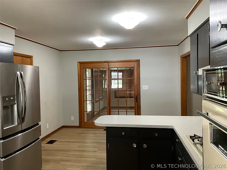 2015 S Fulton Ave — Photo 7