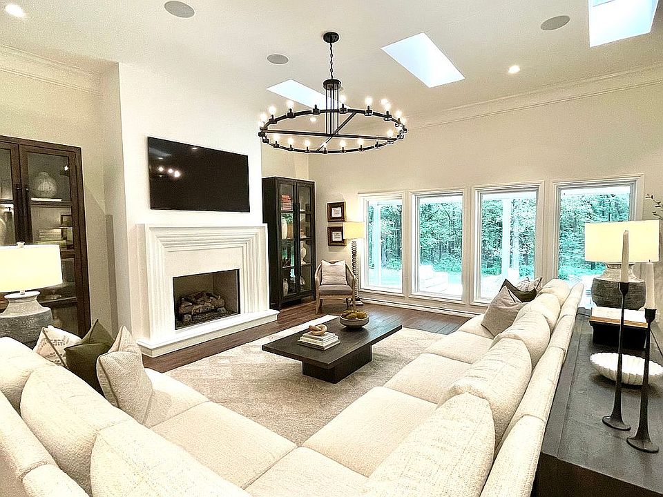 1st image of 8802 Tigres Ave