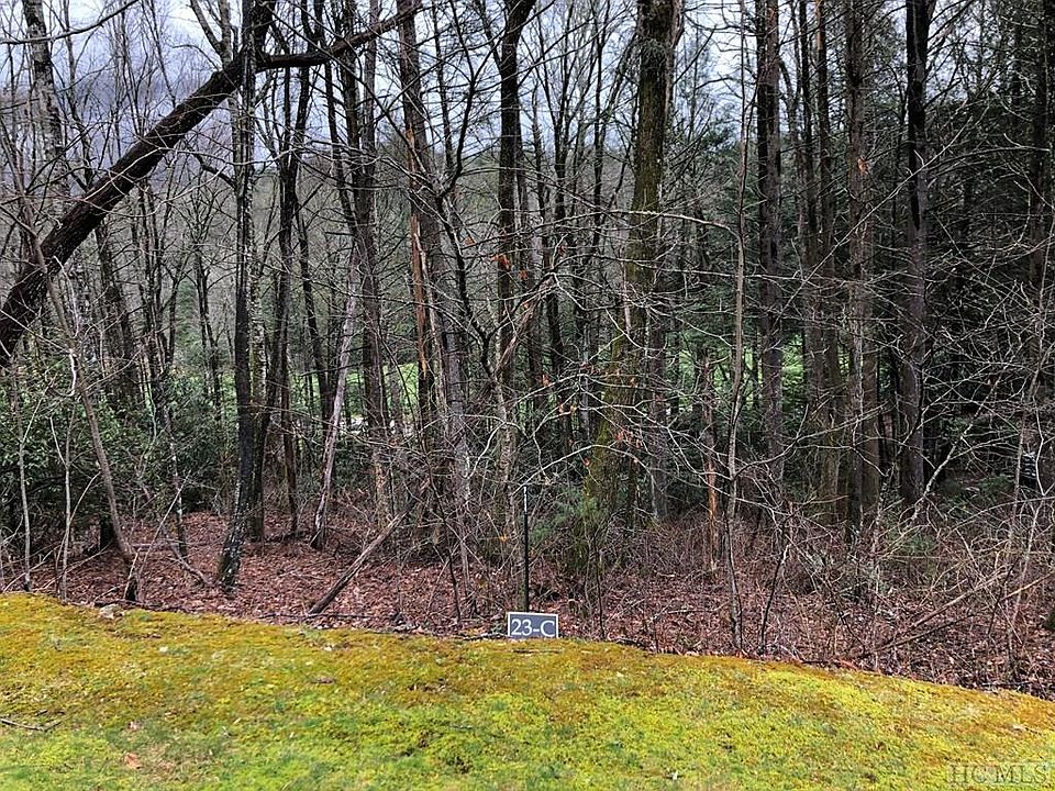 2nd image of 23 Boiling Springs Rd