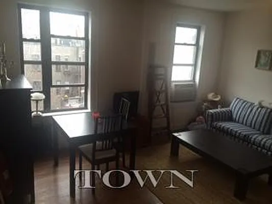 Rented by Town Residential | media 10