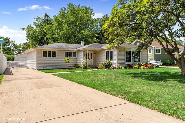 1st image of 1424 N Park Dr