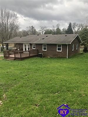 3rd image of 200 Woodside Dr