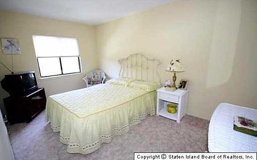 2ND OF THE 3  EDROOMS