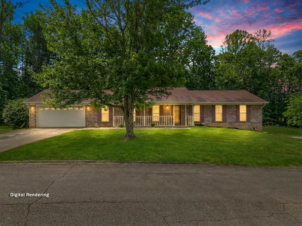 1950 Seven Oaks Dr, Morristown, TN 37814