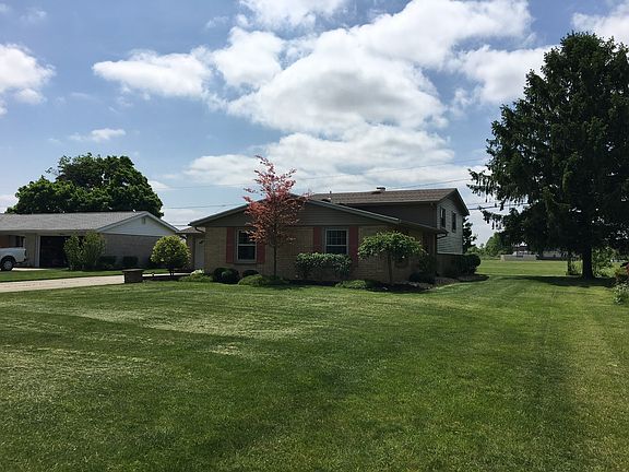 3rd image of 405 Edgefield Dr