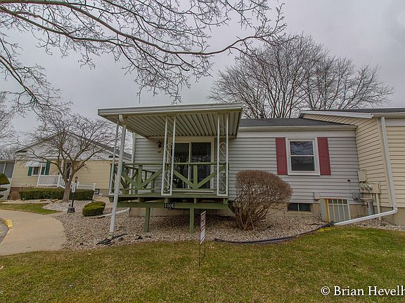 2nd image of 1001 Village Ln #1001