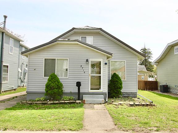 3rd image of 2714 Avenue K