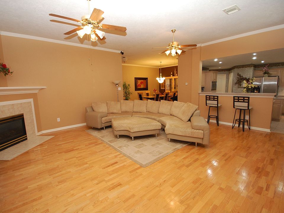 1st image of 108 Clear Creek Meadows Dr