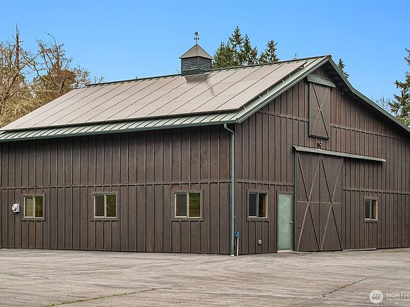 3rd image of 18106 115th Avenue SW