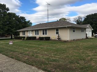 204 N Elm St, Herscher, IL 60941