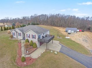 12173 River Crest Dr, Onondaga, MI 49264