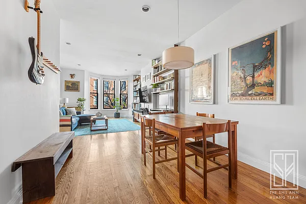 Sold by Compass | media 2