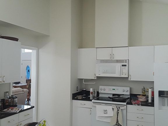 3rd image of 2797 Picadilly Cir