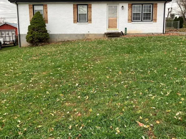 654 Lisa Ave, Lebanon, KY 40033
