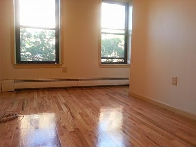 5th image of 65 W 130th St APT 2