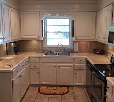 4th image of 305 Holly Dr