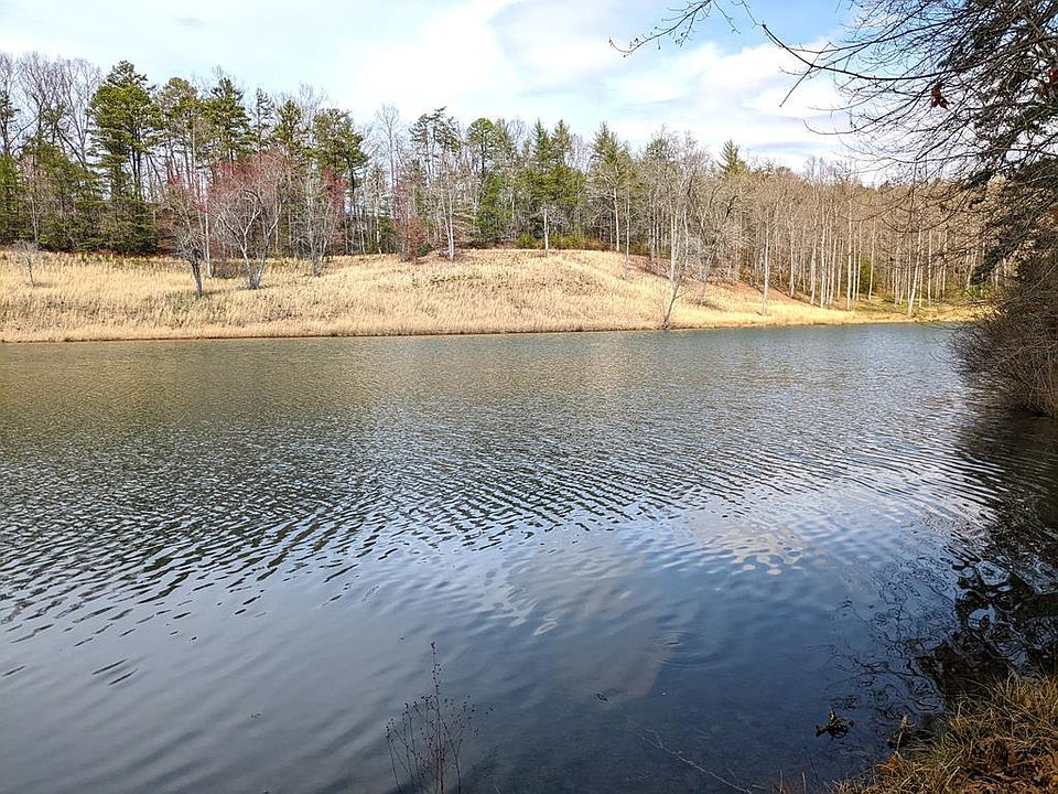 2nd image of 5 Laurel Lake Dr
