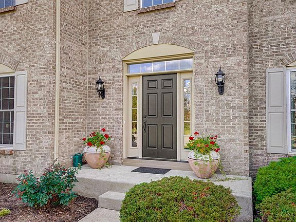 3rd image of 7975 Plantation Dr