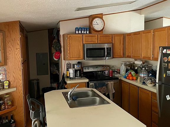 2nd image of 190 Citadel Rd