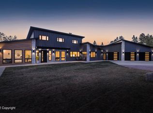 3 Pine Cone Ln, Moorcroft, WY 82721